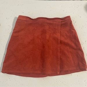 BCBG suede skirt. Size xs